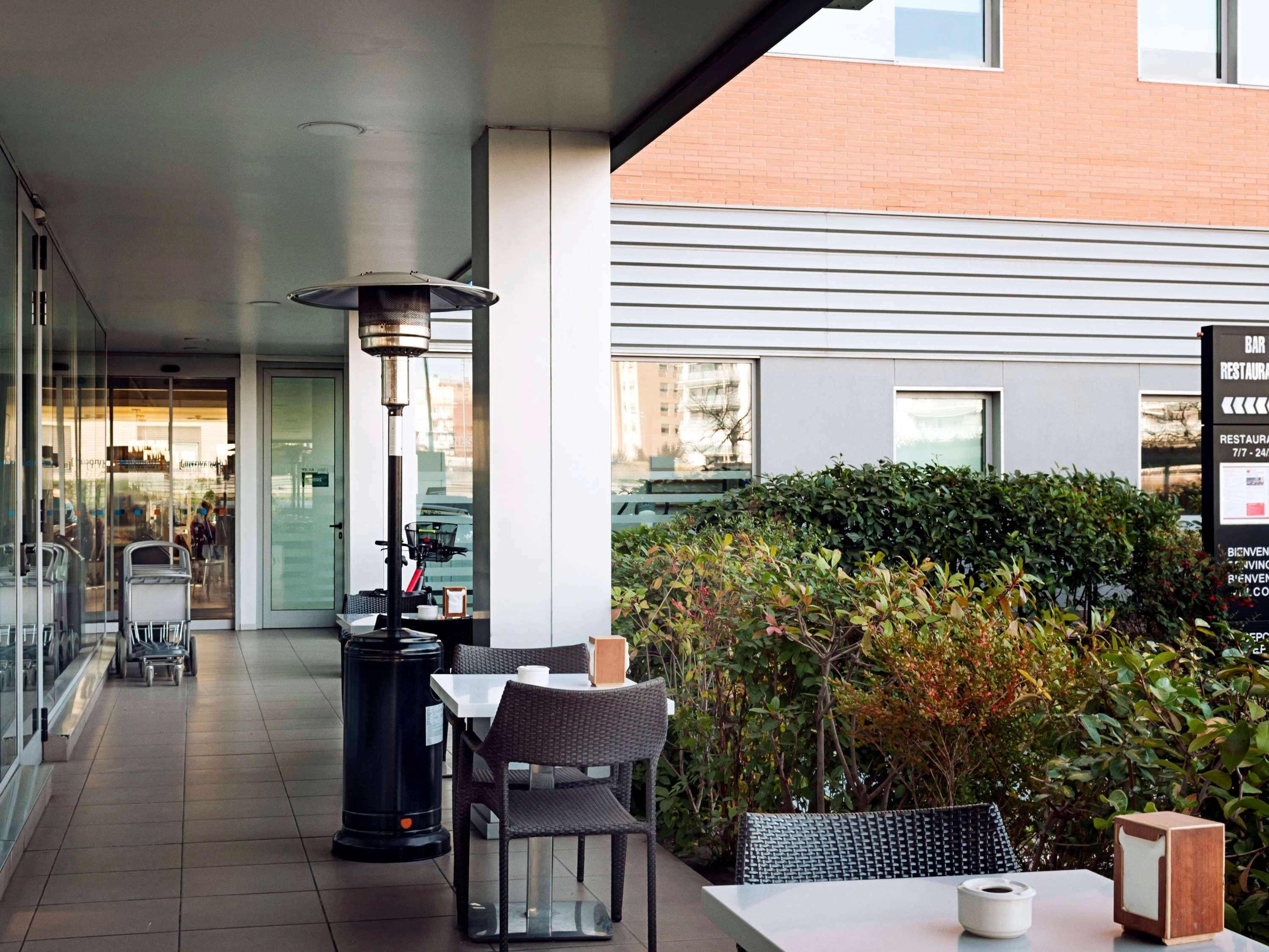 Ibis Lleida 호텔 외부 사진