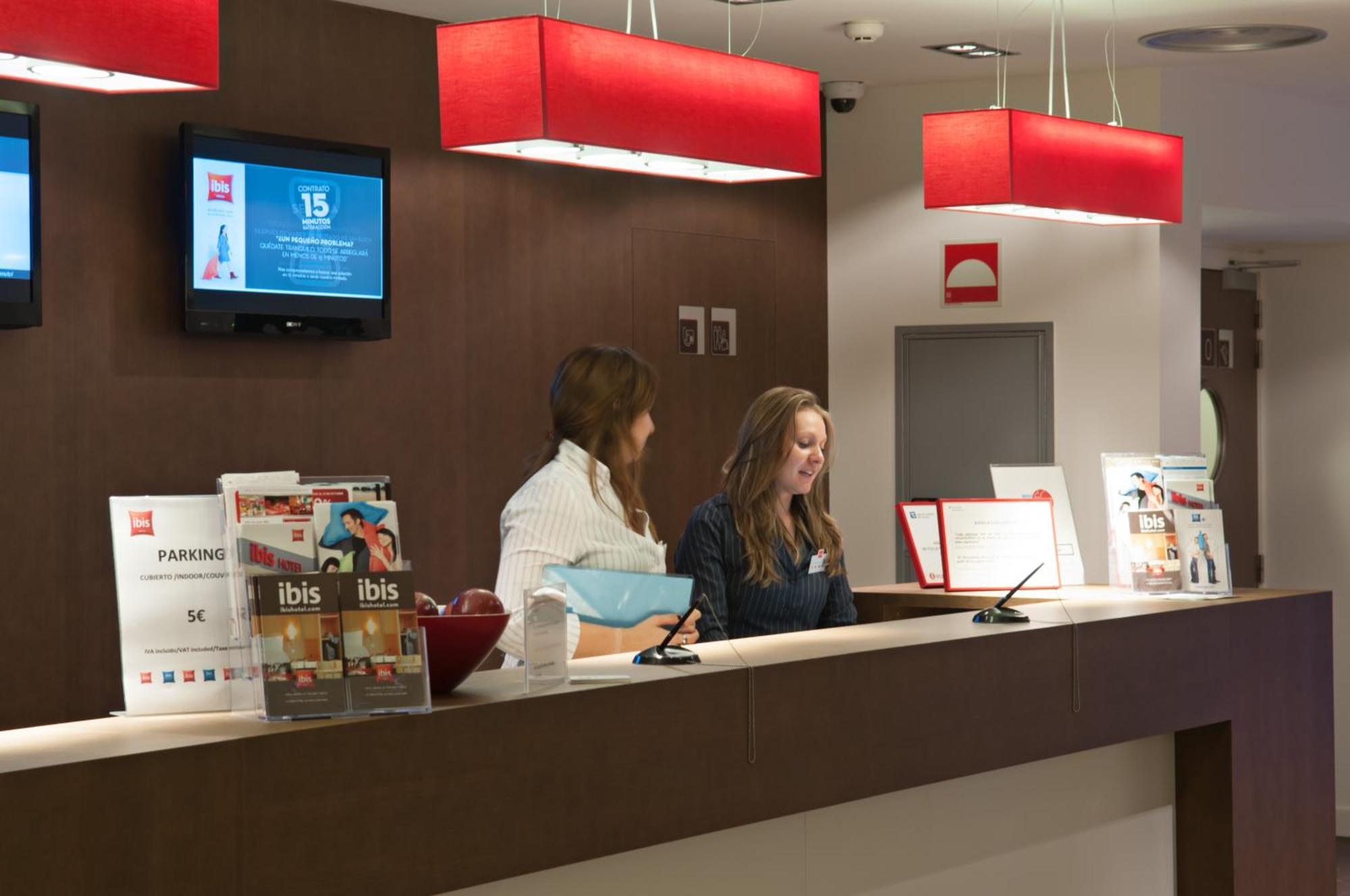 Ibis Lleida 호텔 외부 사진