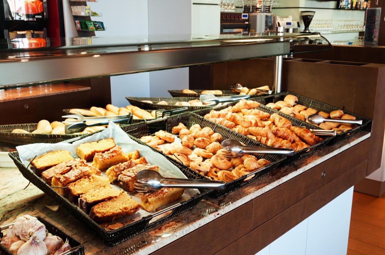 Ibis Lleida 호텔 외부 사진